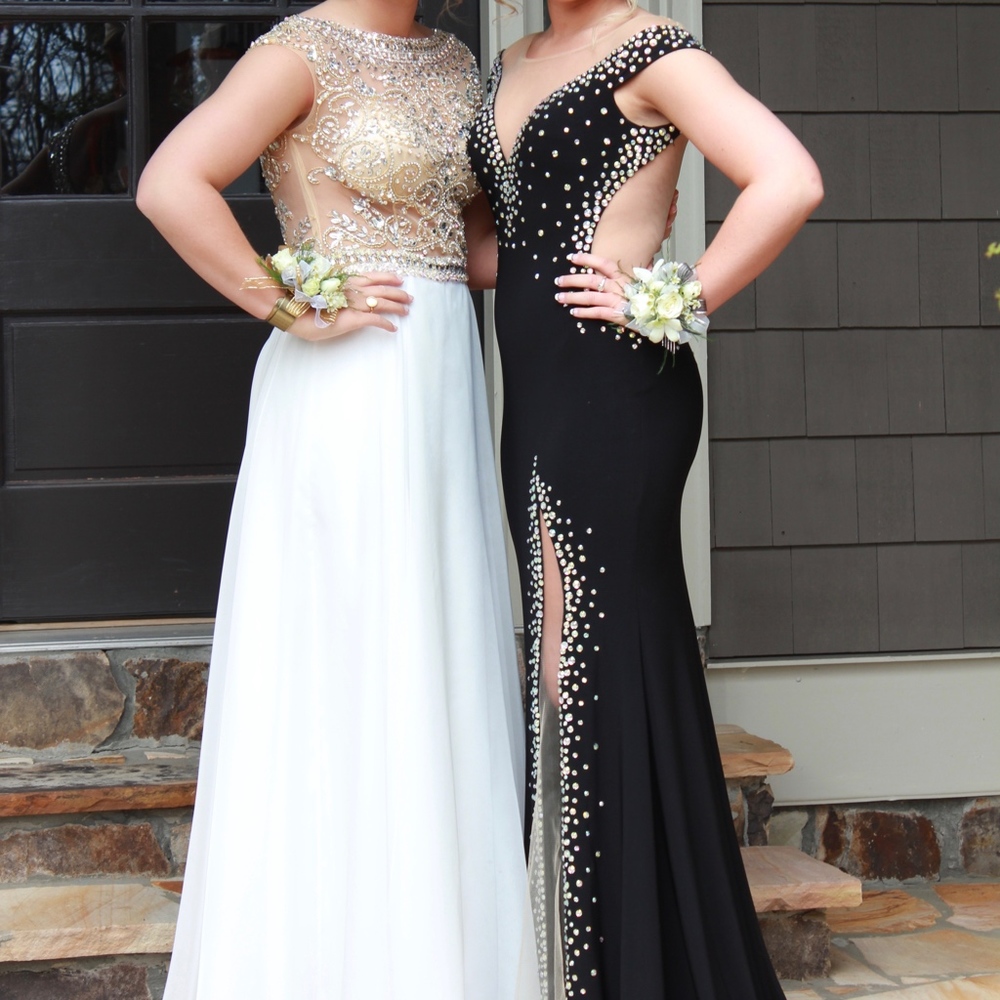 Prom/formal dress